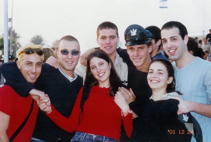 חיים עם חברים - HP_050645_31